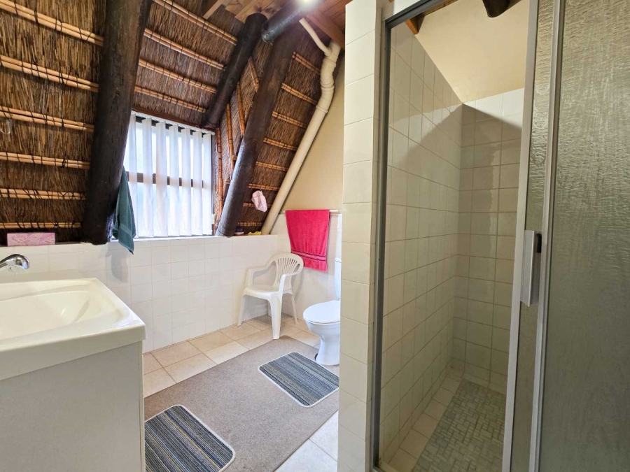 4 Bedroom Property for Sale in Stilbaai Wes Western Cape